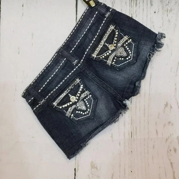 Cello 2‎ blue jeans embellished denim shorts - Picture 1 of 4